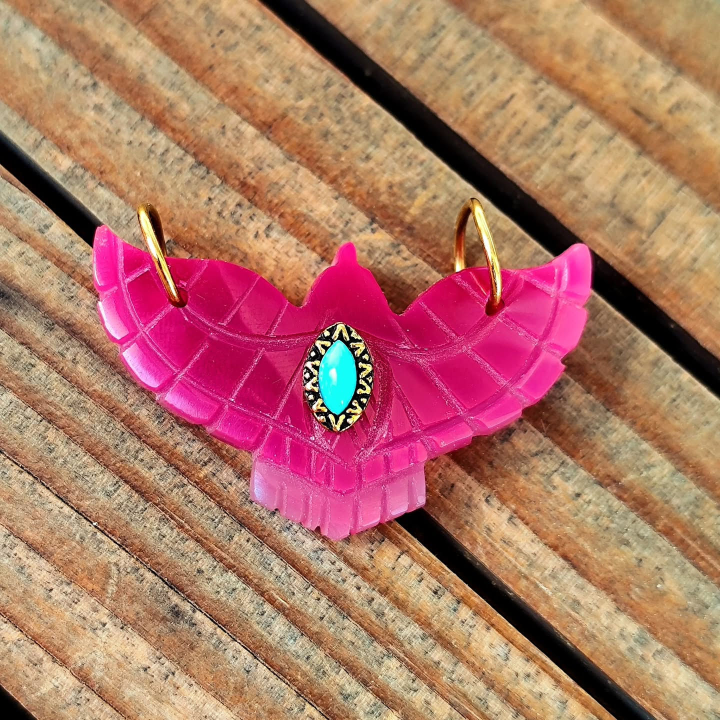 GRI-GRI AIGLE CALCÉDOINE FUSHIA 