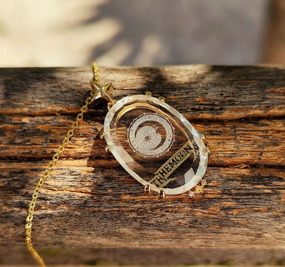 Miniature : Collier THE MOON