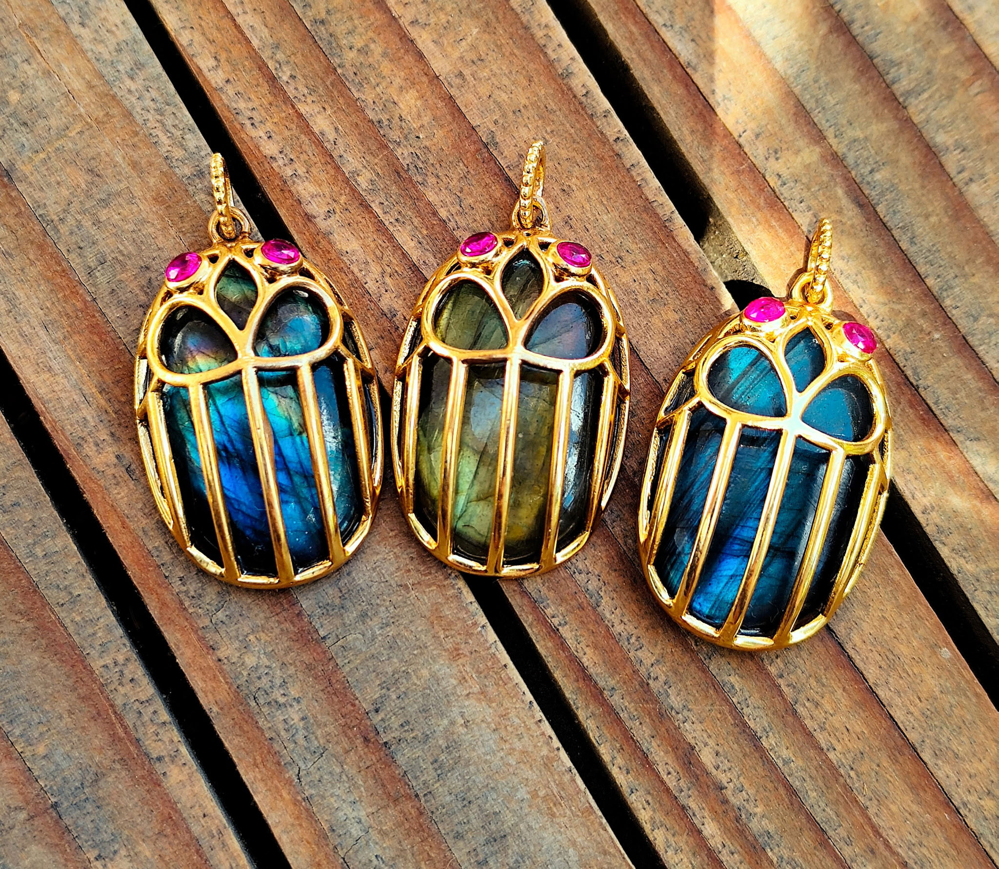 GRI-GRI BIG KHEPRI LABRADORITE 