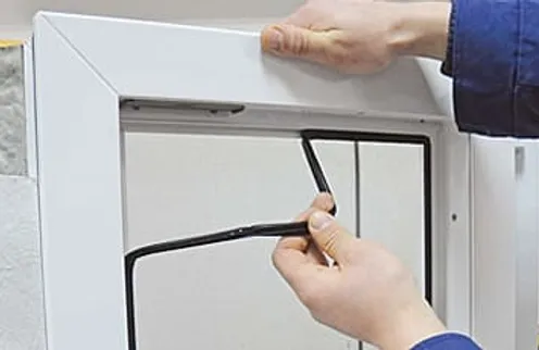 Remont Plastikovyh Okon V Tyumeni Regulirovka Zamena Uplotnitelya