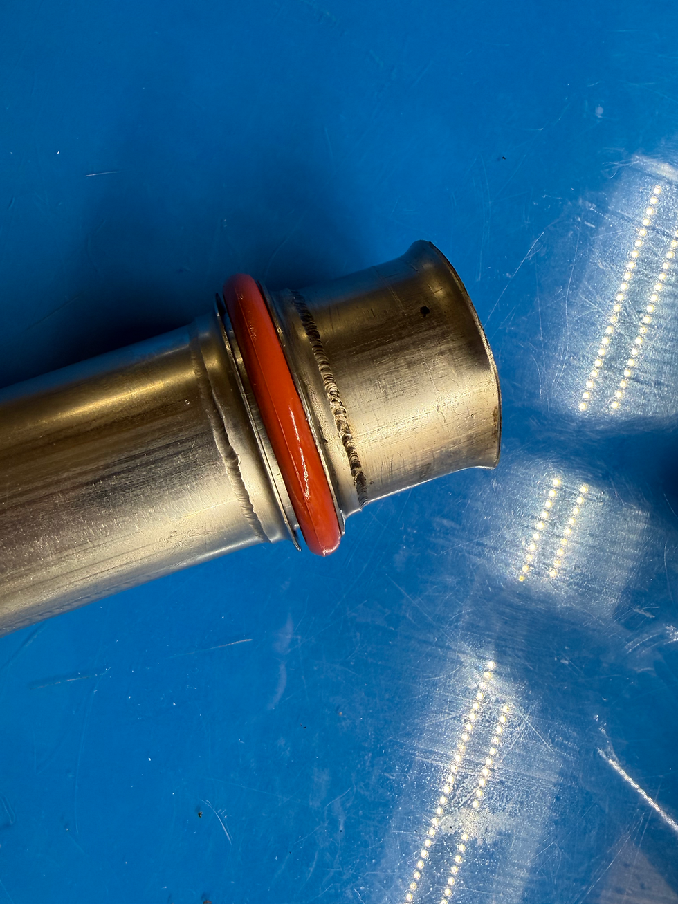 New O-Ring on the bottom end.