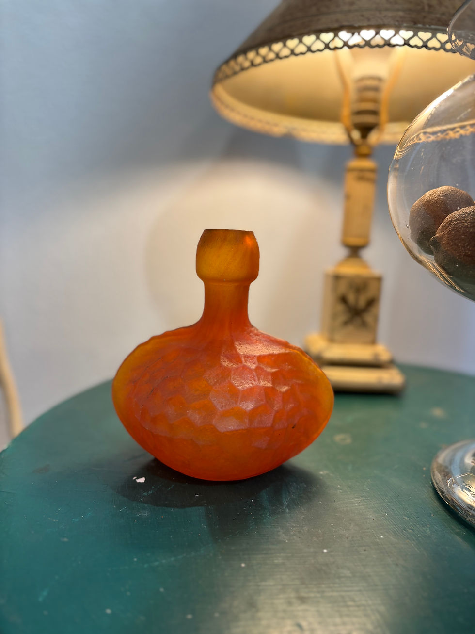 Miniature : Ancien petite vase en pate de verre en forme de coloquinte Loetz