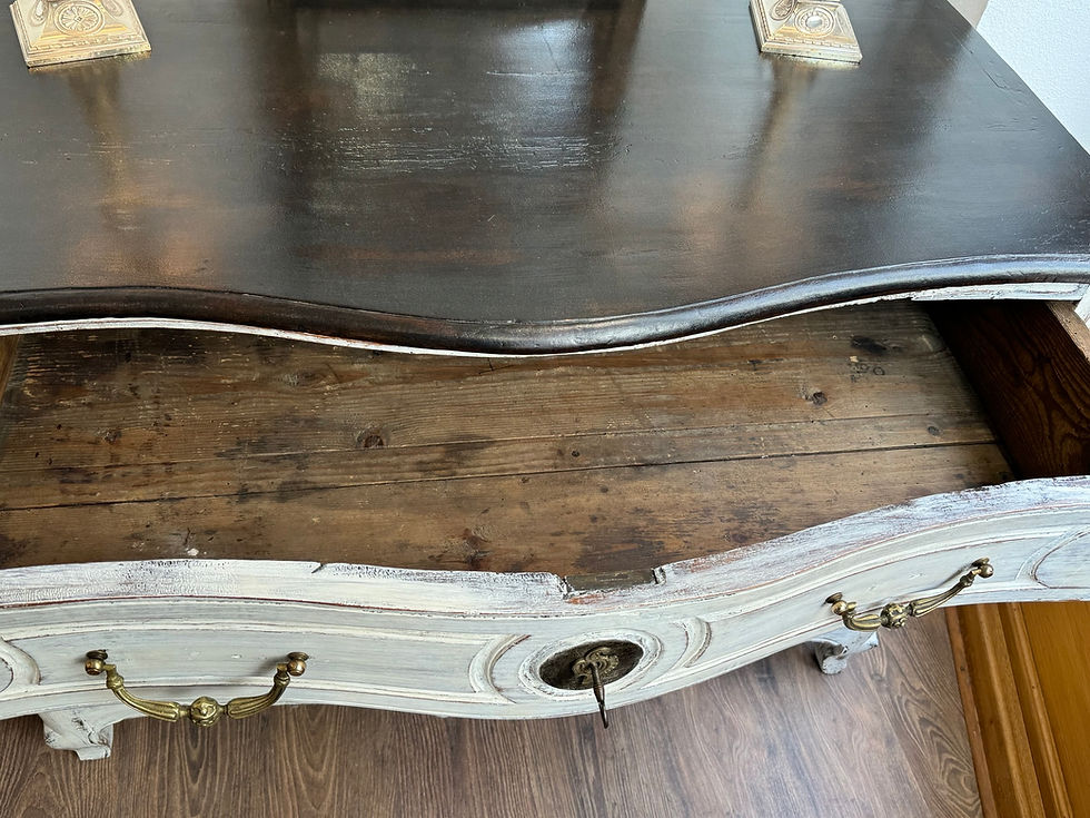 Miniature : Ancienne Commode Louis XV galbée d' epoque XVIII eme patinée