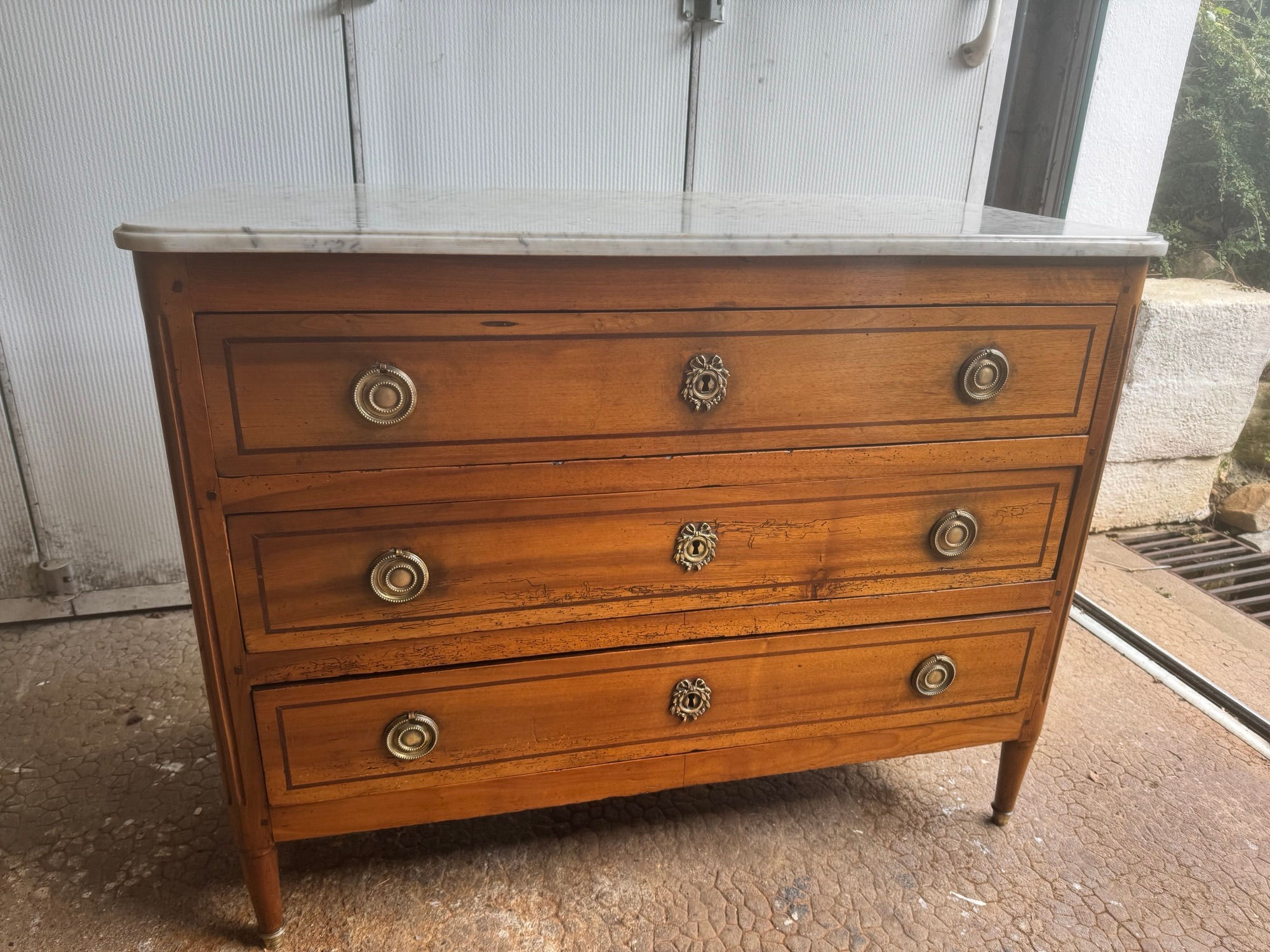 Ancienne commode Louis XVI directoire fin du XVIII eme siècle