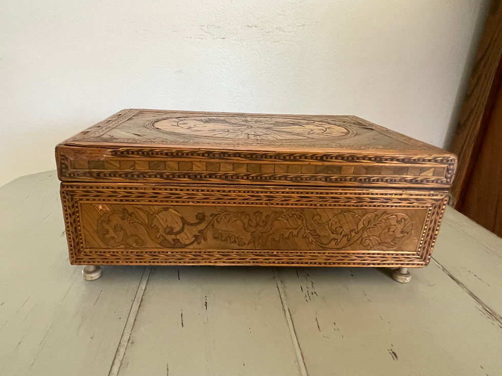 Belle boite en marqueterie de paille coffret boite à secret XIX eme siècle