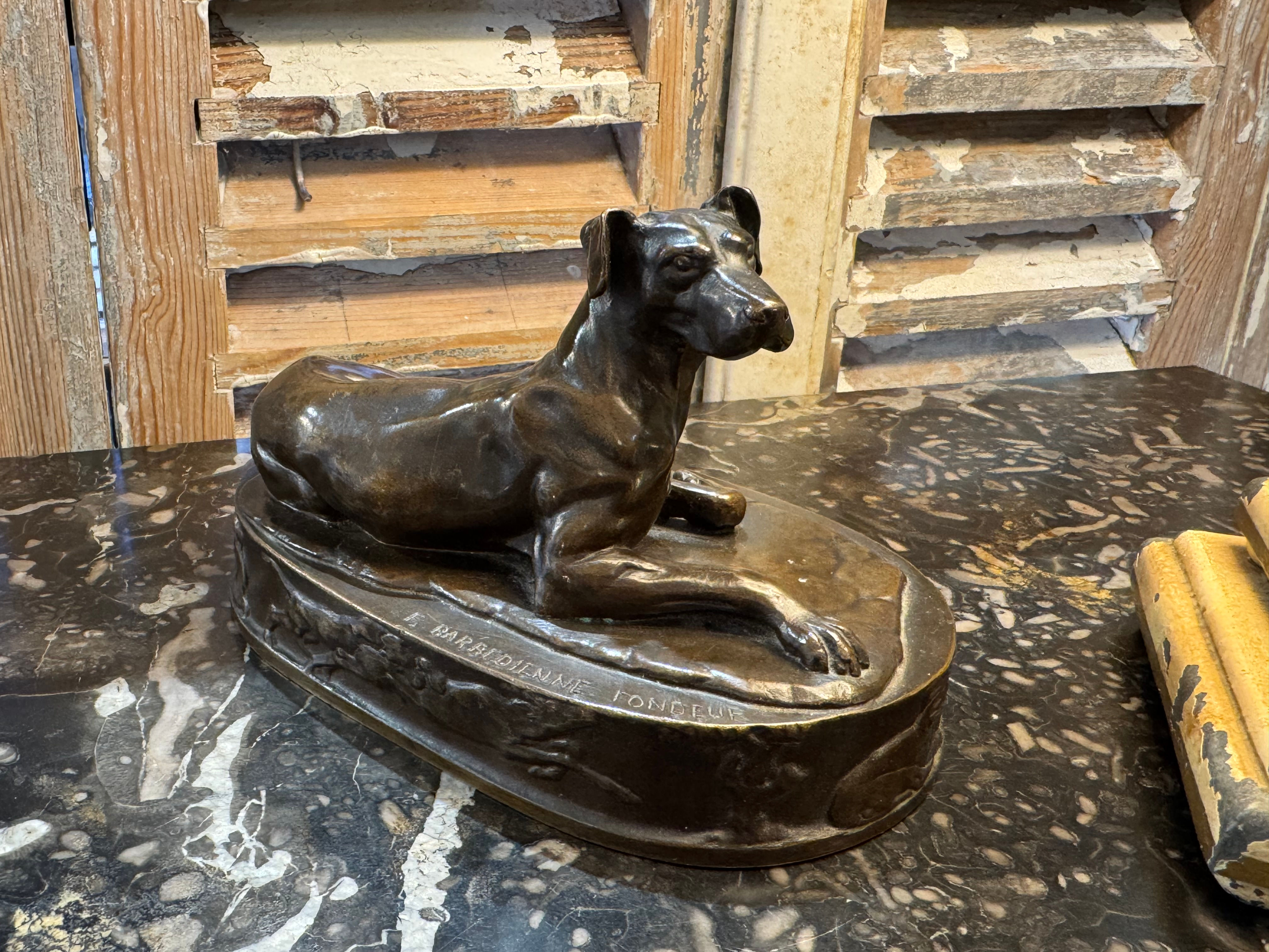 Bronze animalier le Chien couché par Grégoire GIRAUD et Barbedienne XIX eme
