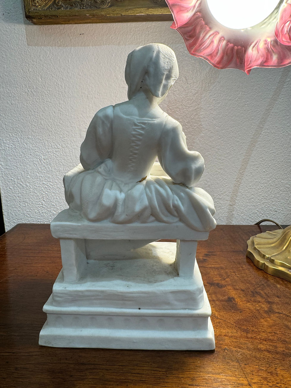 Miniature : Ancien biscuit de porcelaine époque XIX : la mangeuse de bouillie