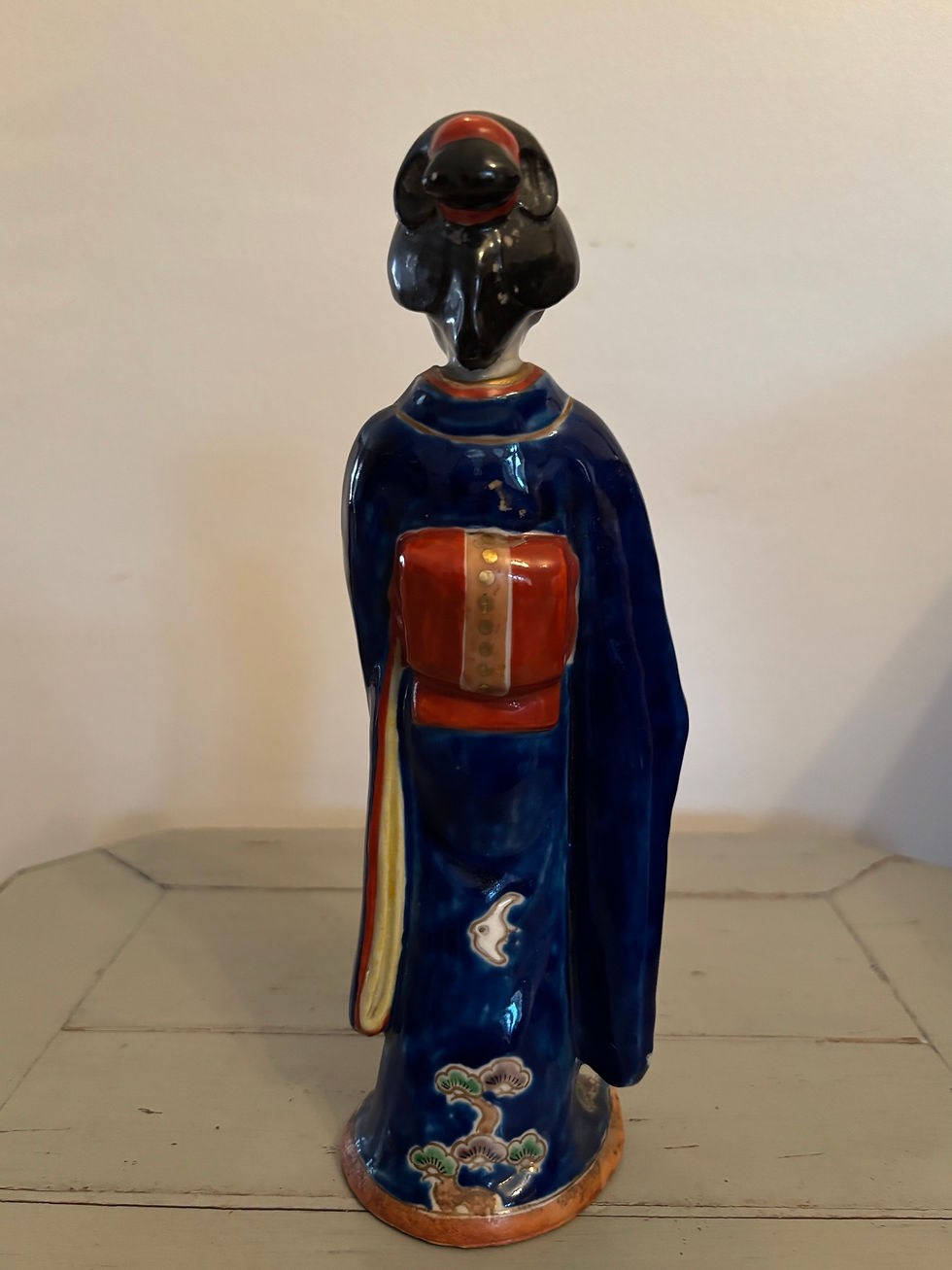 Miniature : Ancienne statue geisha  en porcelaine de kutani début XX eme