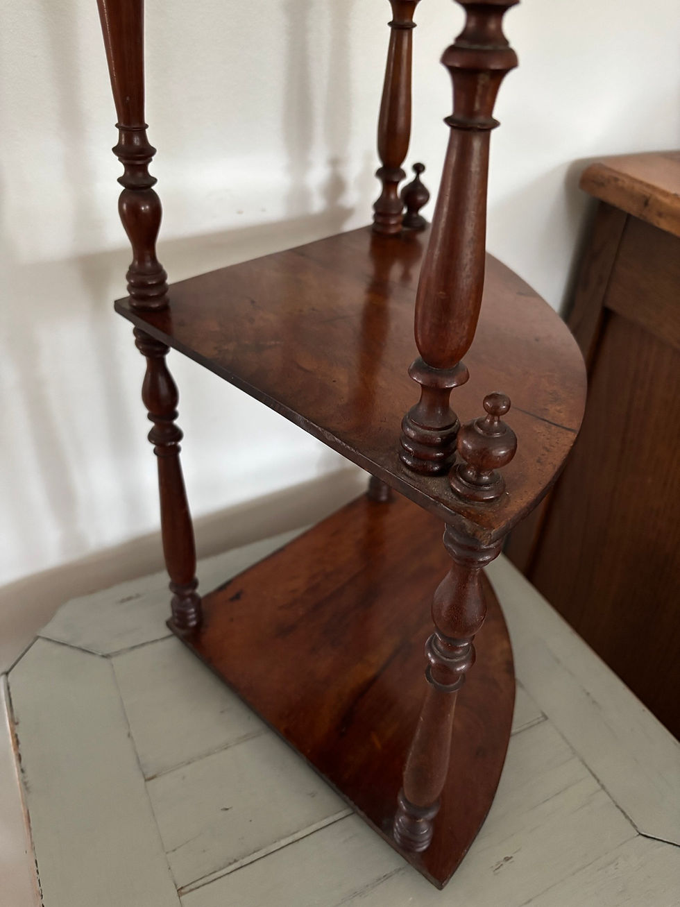 Miniature : Ancienne étagère d'angle en acajou Napoleon III epoque XIX eme