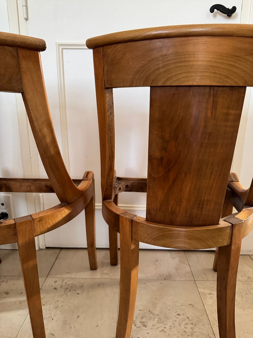 Miniature : Ancienne paire de chaises gondoles XIX eme siècle bois fruitier