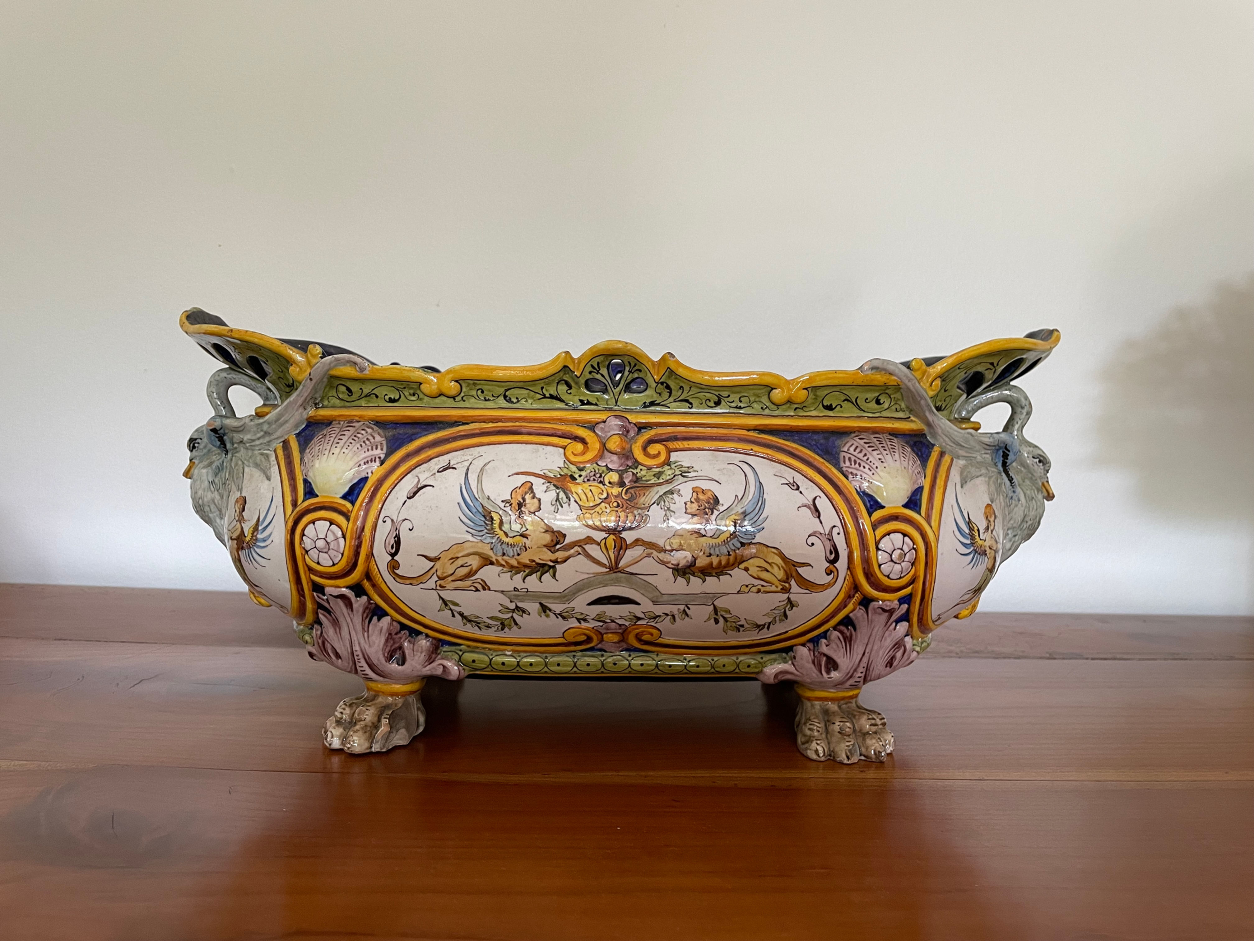 Magnifique jardinière en Faience de Richard Ginori Italie circa 1880
