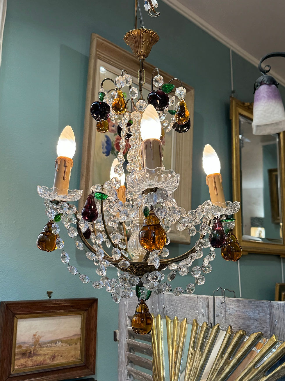 Ancien lustre à pampilles et pendeloques pomme poire cristal début XX eme Murano