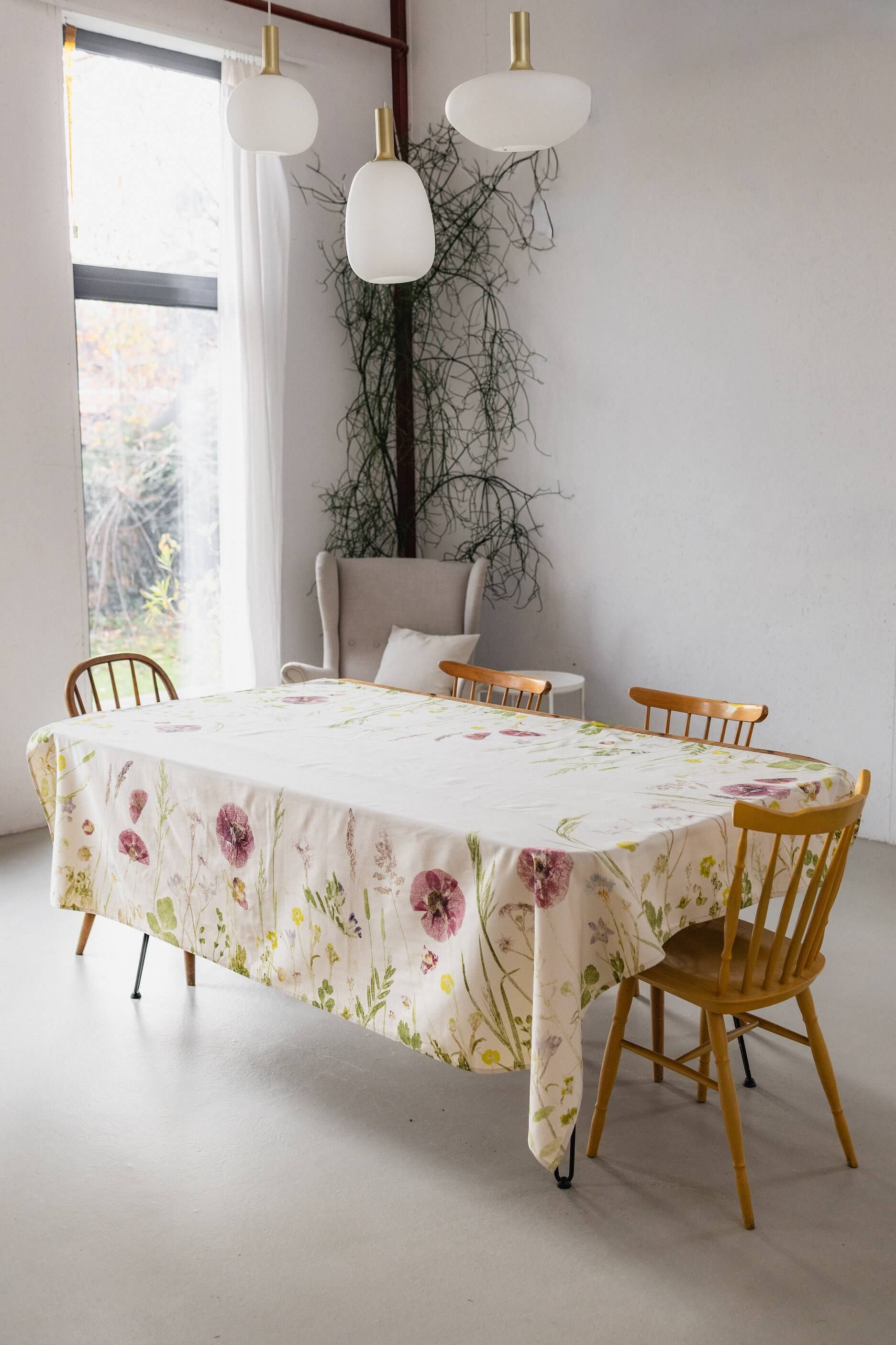 Bavlněný ubrus Bohatá louka kolem dokola