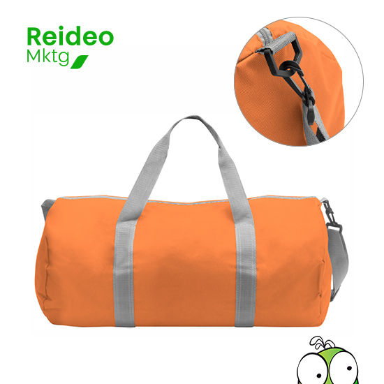 Poliester 600D. Bolso deportivo con espacioso compartimento principal con cierre, 2 asas, correa ajustable.