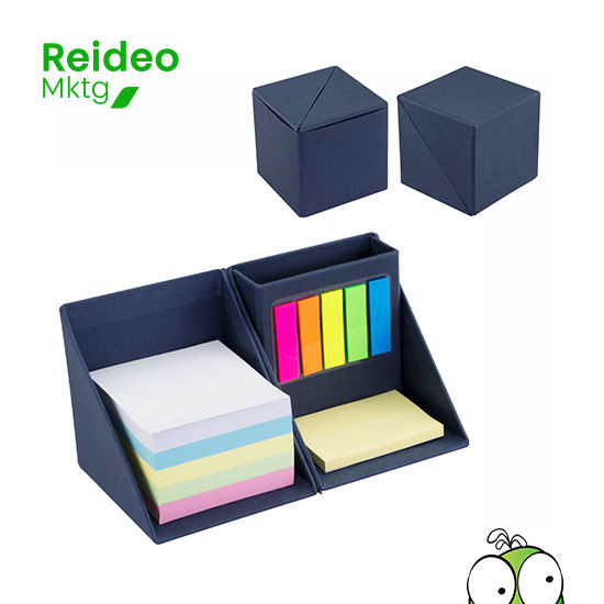 Memo set Ecológico retráctil con forma de Cubo en Cartón. Incluye 500 hojas de notas cuadradas de colores, 50 notas adhesivas