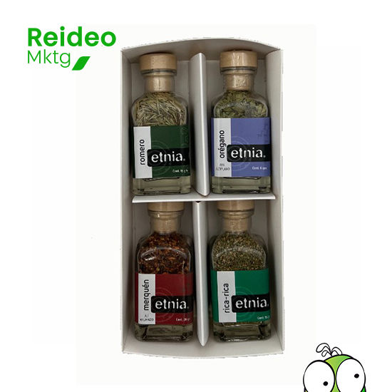 Pack de 4 botellas que incluye: Romero 30grs, orégano del altiplano 6grs, merquén 28grs y rica rica 15grs