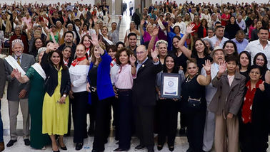 DIF Municipal felicita y reconoce a personas adultas mayores en el Día del Abuelo