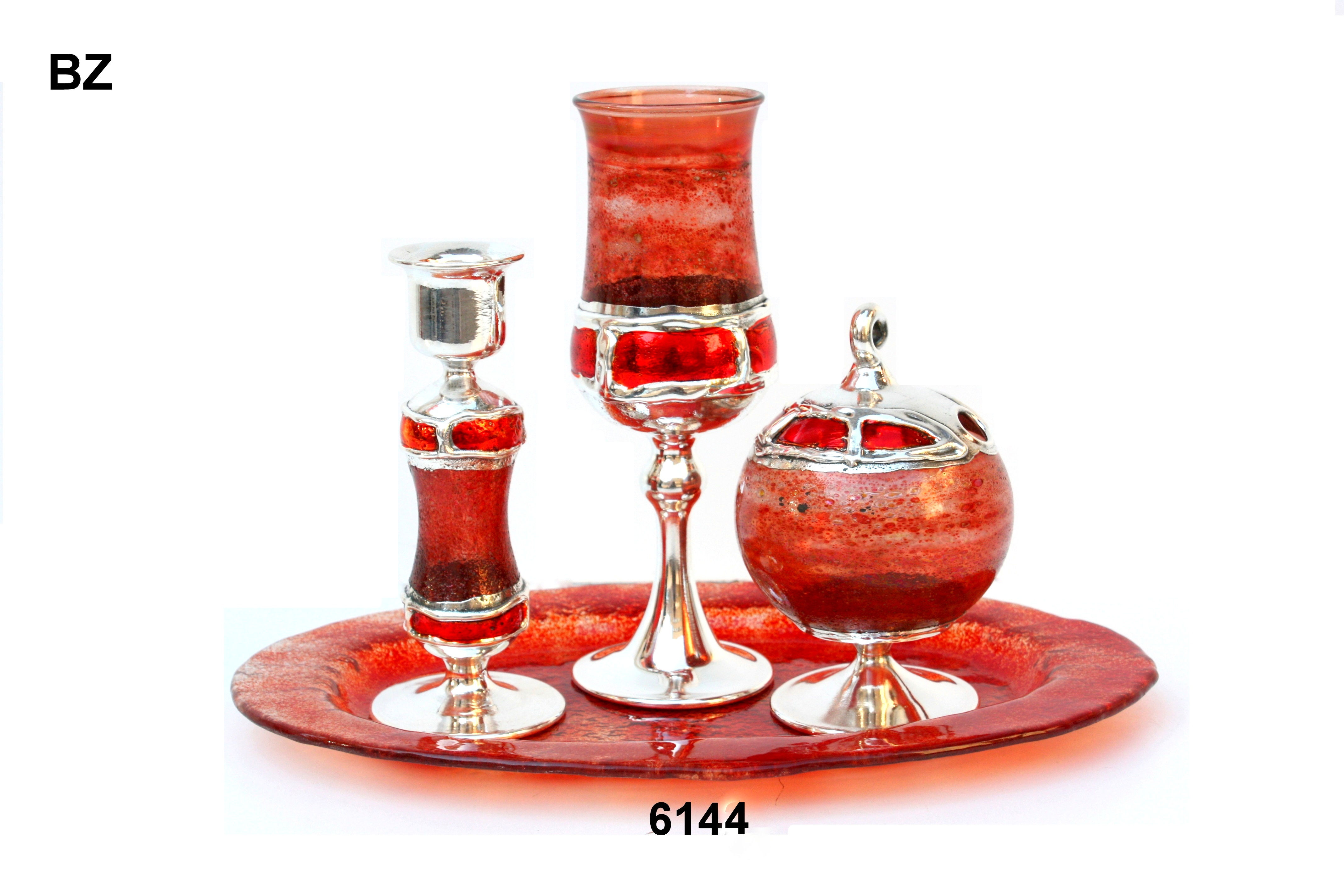 GLASS AND SILVER HAVDALAH SET