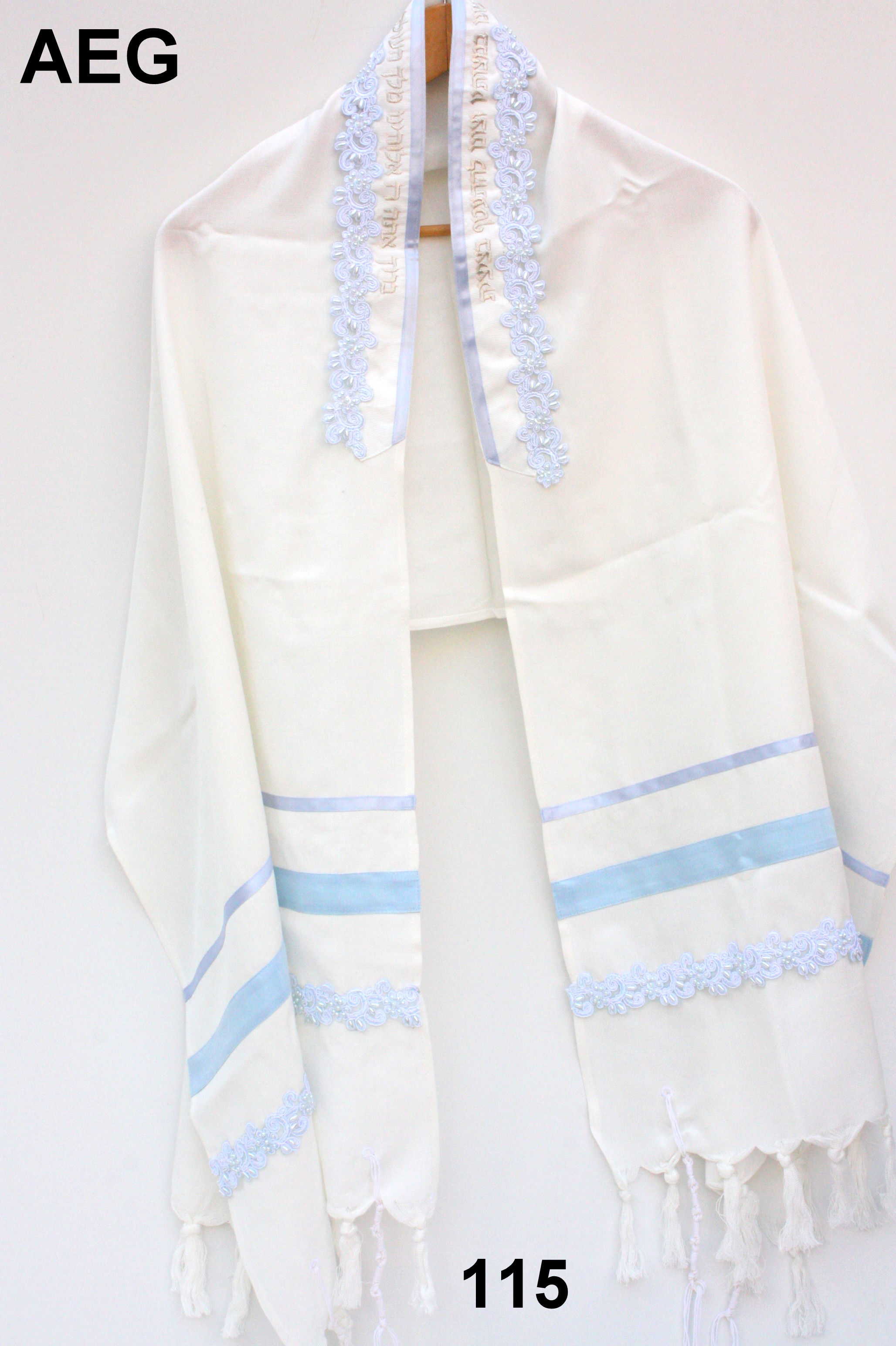 WOMAN TALLIT