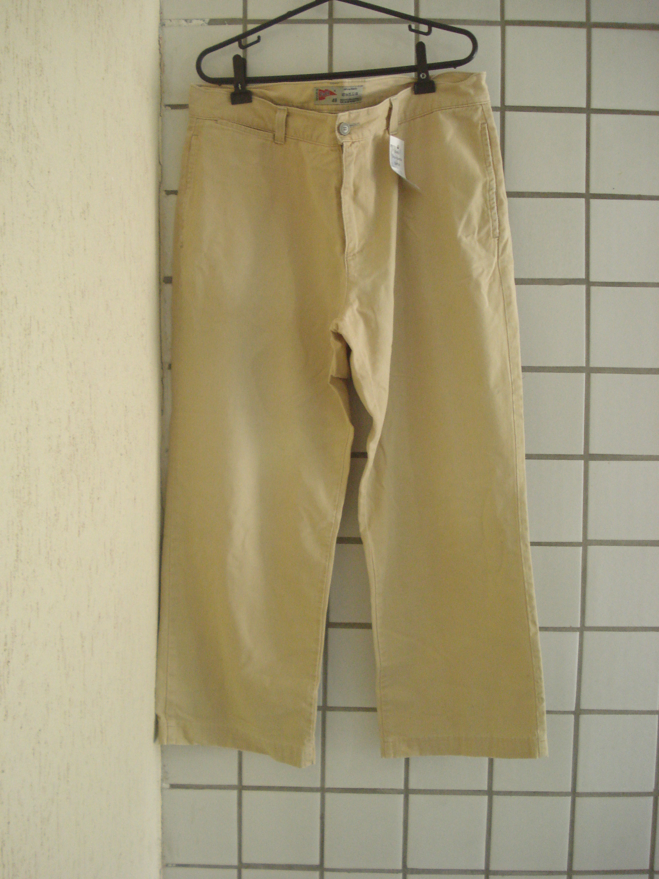 Calça masculina bege