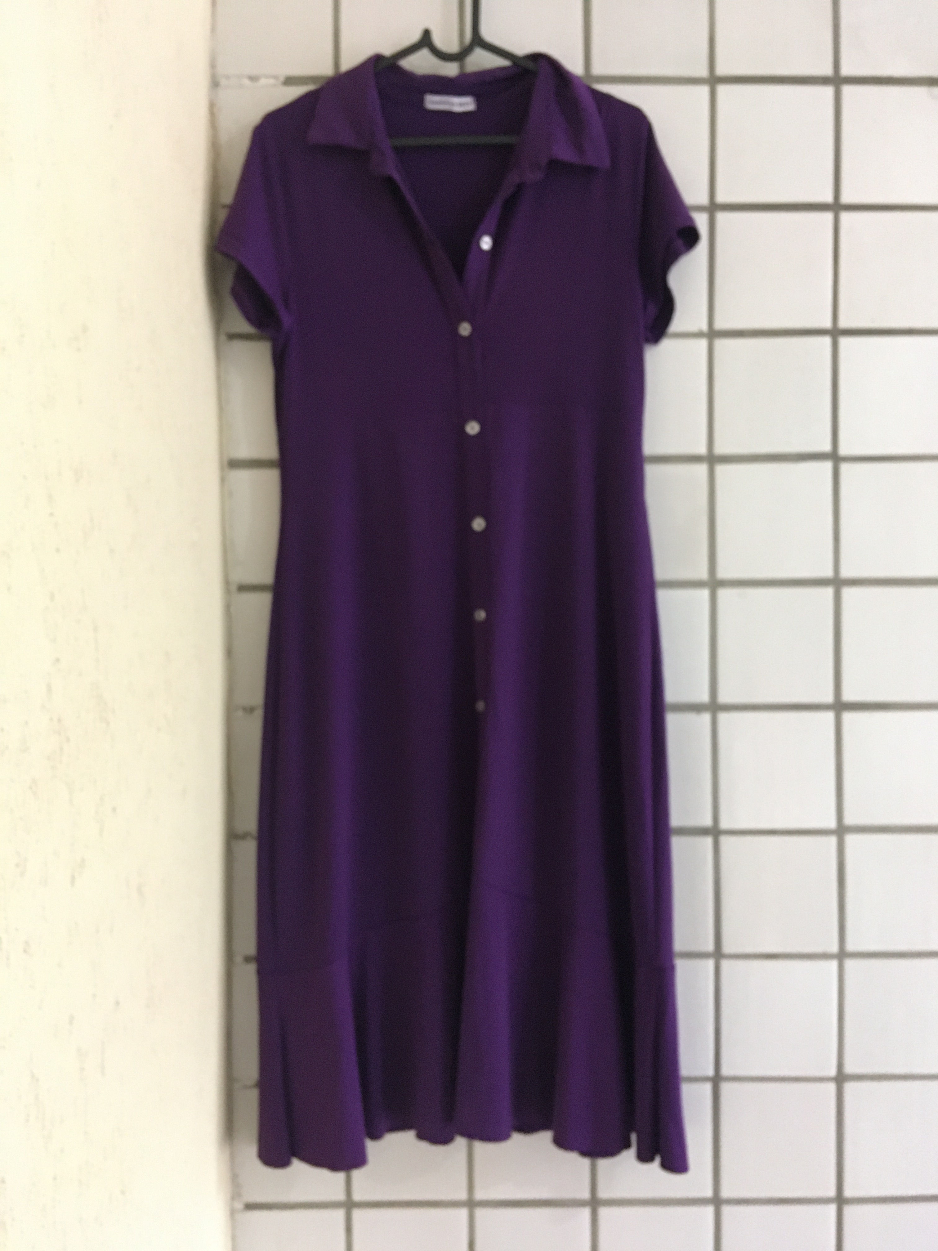 Vestido mídi roxo em malha