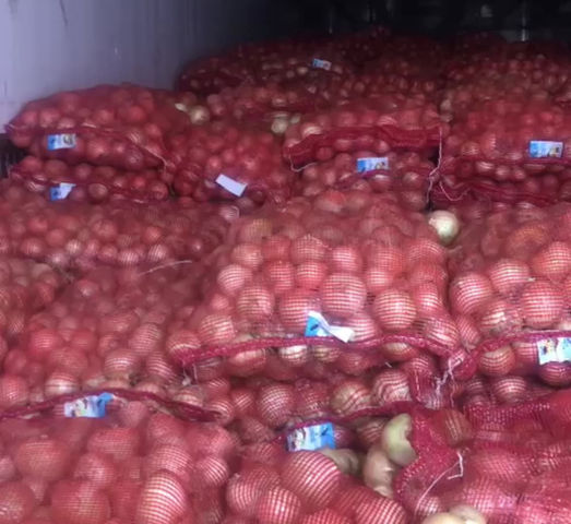 Senegal receiving vegetables for EID