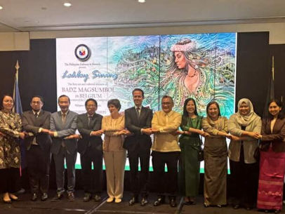 Badz Magsumbol in Philippine Embassy for Lakbay Sining Art and Cultural Event