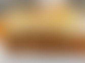 גרסה טבעונית שלי למנה הבריטית המפורסמת. פטריות ושבבי חלבון סויה, מצומצמים בבישול ברוטב יין אדום, עגבניות ועשבי תיבול, אפויים עם שכבת פירה נימוחה מעל.