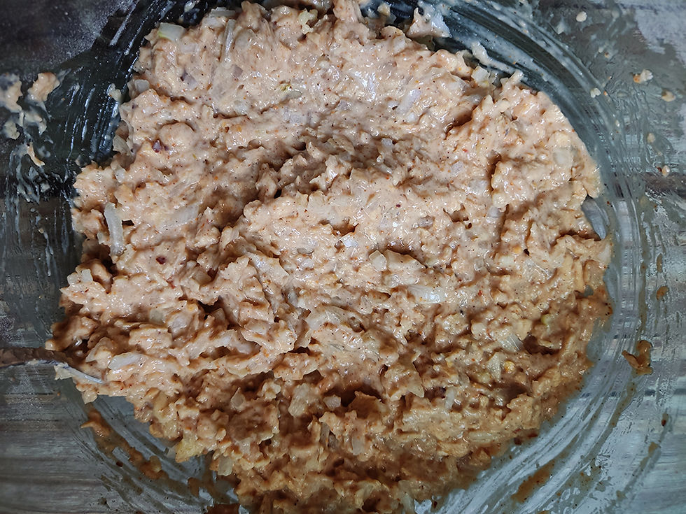 קציצות דגים טבעוניות מחלבון אפונה ברוטב עגבניות - מתכון