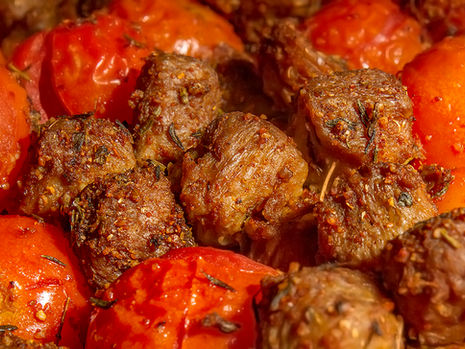 קוביות חלבון סויה ועגבניות שרי אפויות