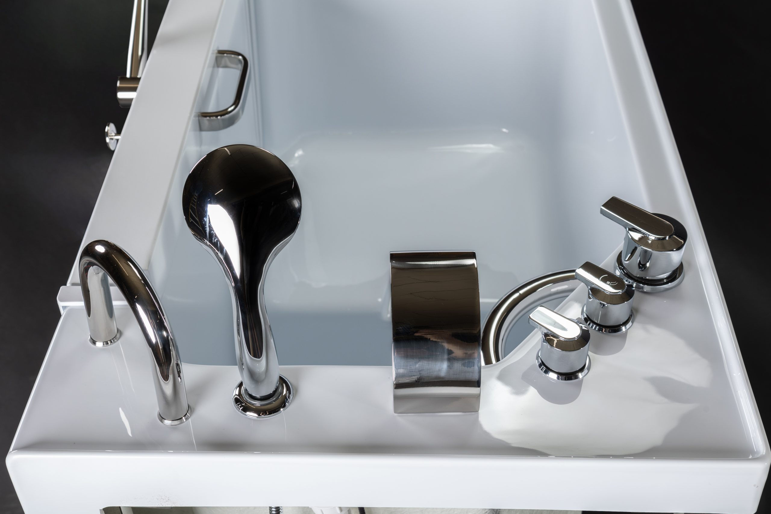 Parisian Luxe -Outswing Door