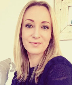 Elaine de Bruin