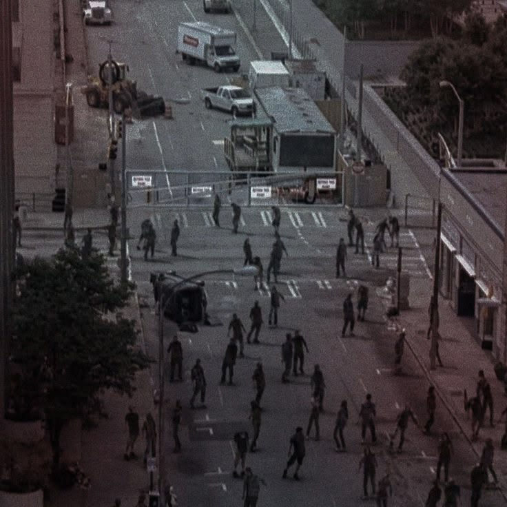 Zombie horde photo from Pinterest.