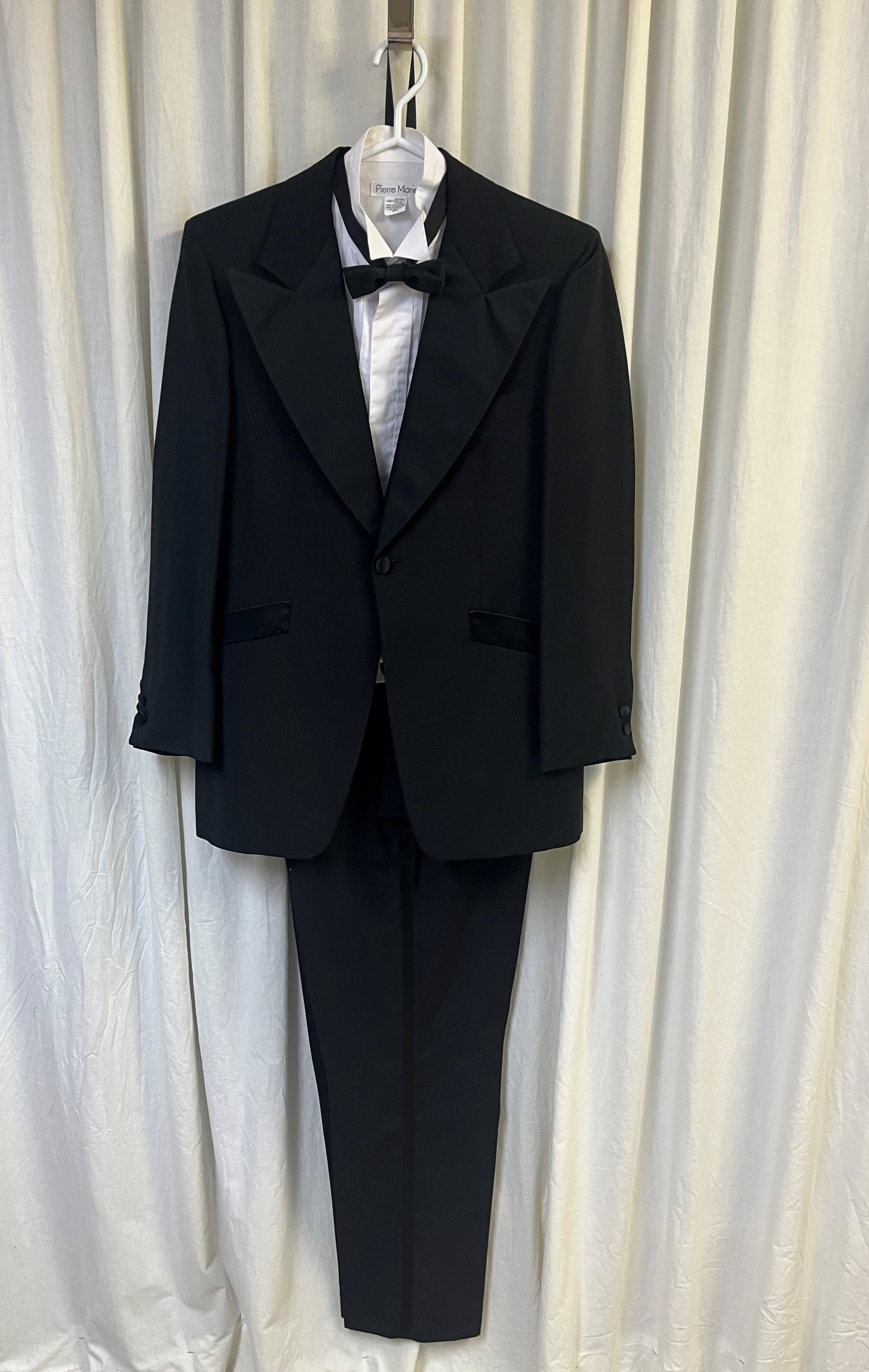 Smoking noir pour homme – Le Sommet du Chic Diamond, Trois-Rivières – ensemble c