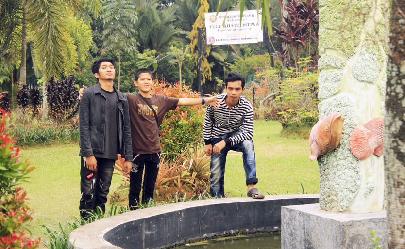 Tugu Khatulistiwa Pontianak