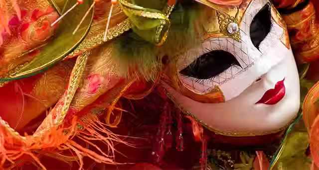 CARNAVAL | É Carnaval - RESTAURANT & CLUB 