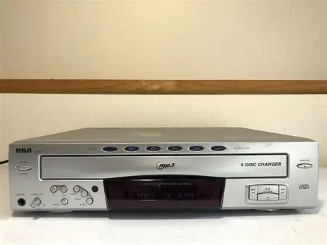 RCA RP8078 5 DISC CHANGER CD PLAYER