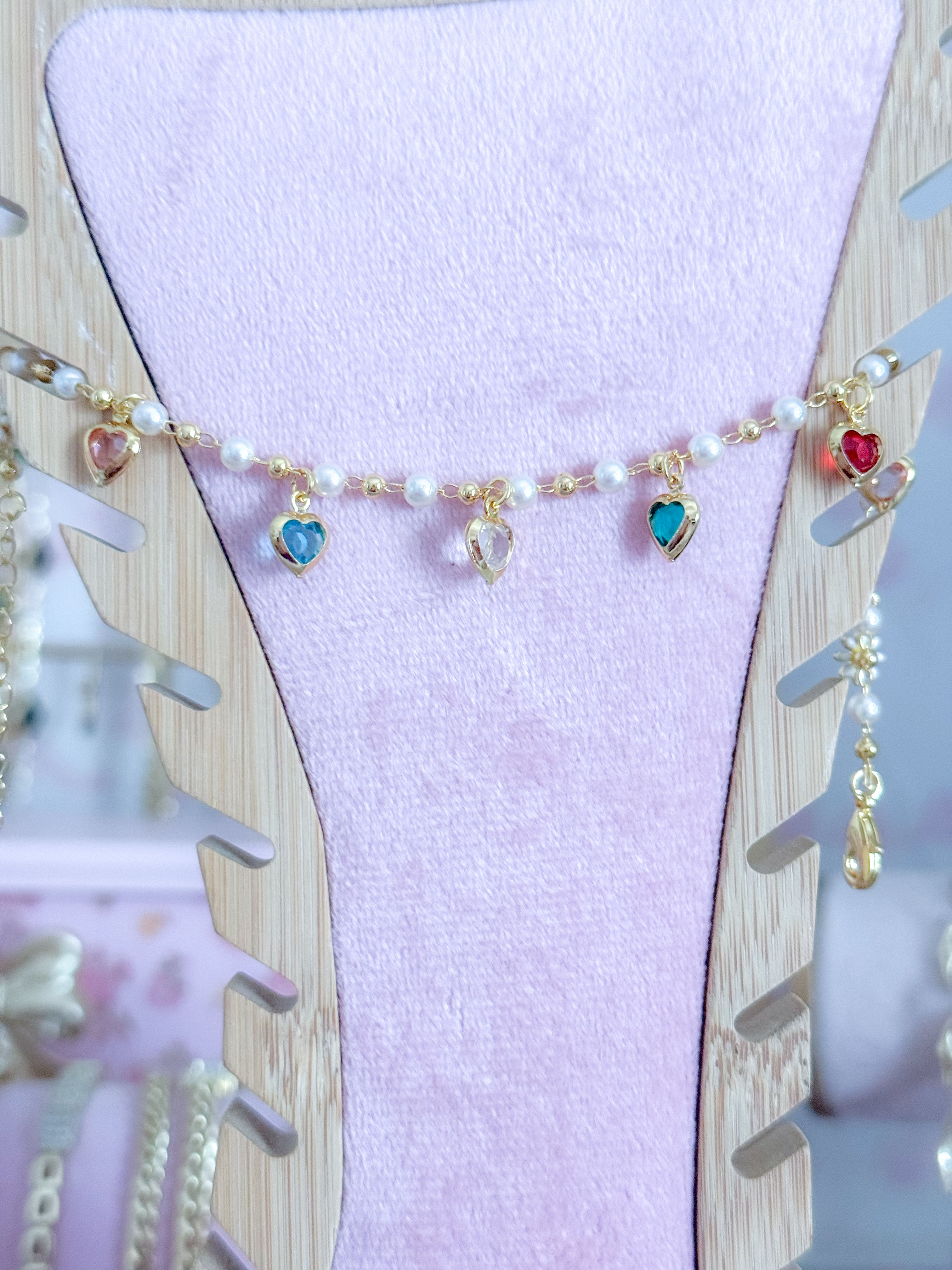 Pearl color hearts anklet 
