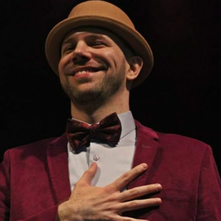A Casa Mário de Andrade promove curso de música popular coordenado por Roberto Seresteiro