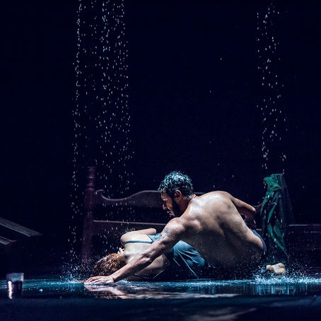 Espetáculo inspirado em texto de Nuno Ramos é transmitido do Teatro Paulo Eiró