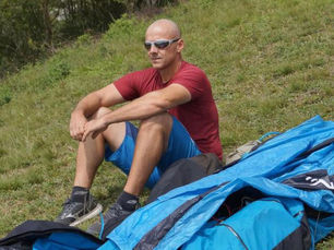 Luciano Horn soma mais uma experiência internacional na Superfinal do Circuito Mundial de Parapente na Colômbia