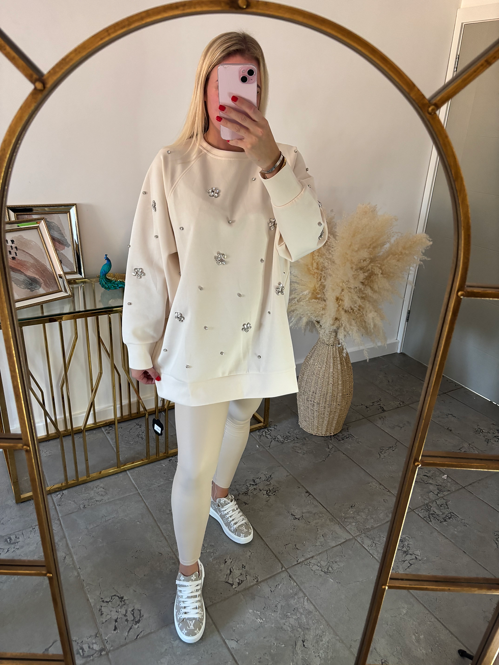 Thumbnail: EMBELLISHED DIAMONTE SWEATSHIRT