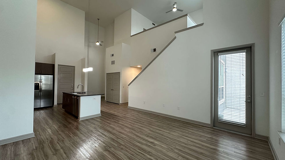 6 weeks free in Las Colinas