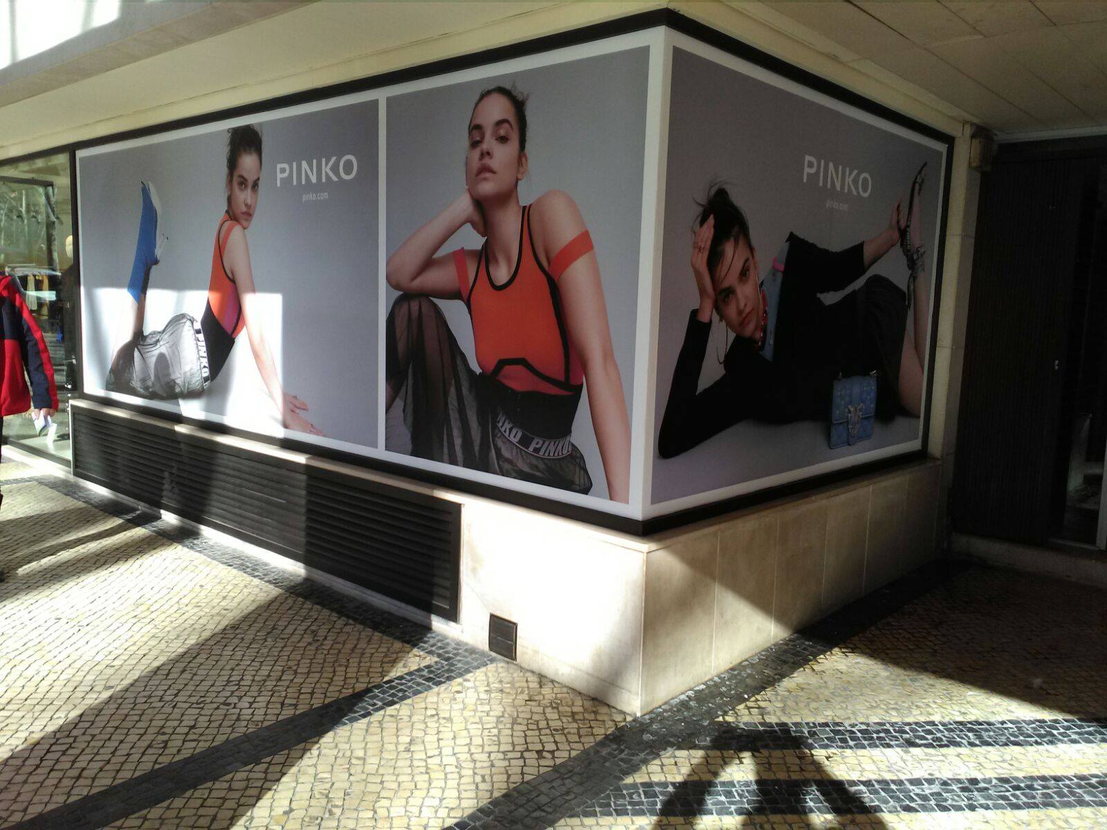 Impressao e montagem de montra