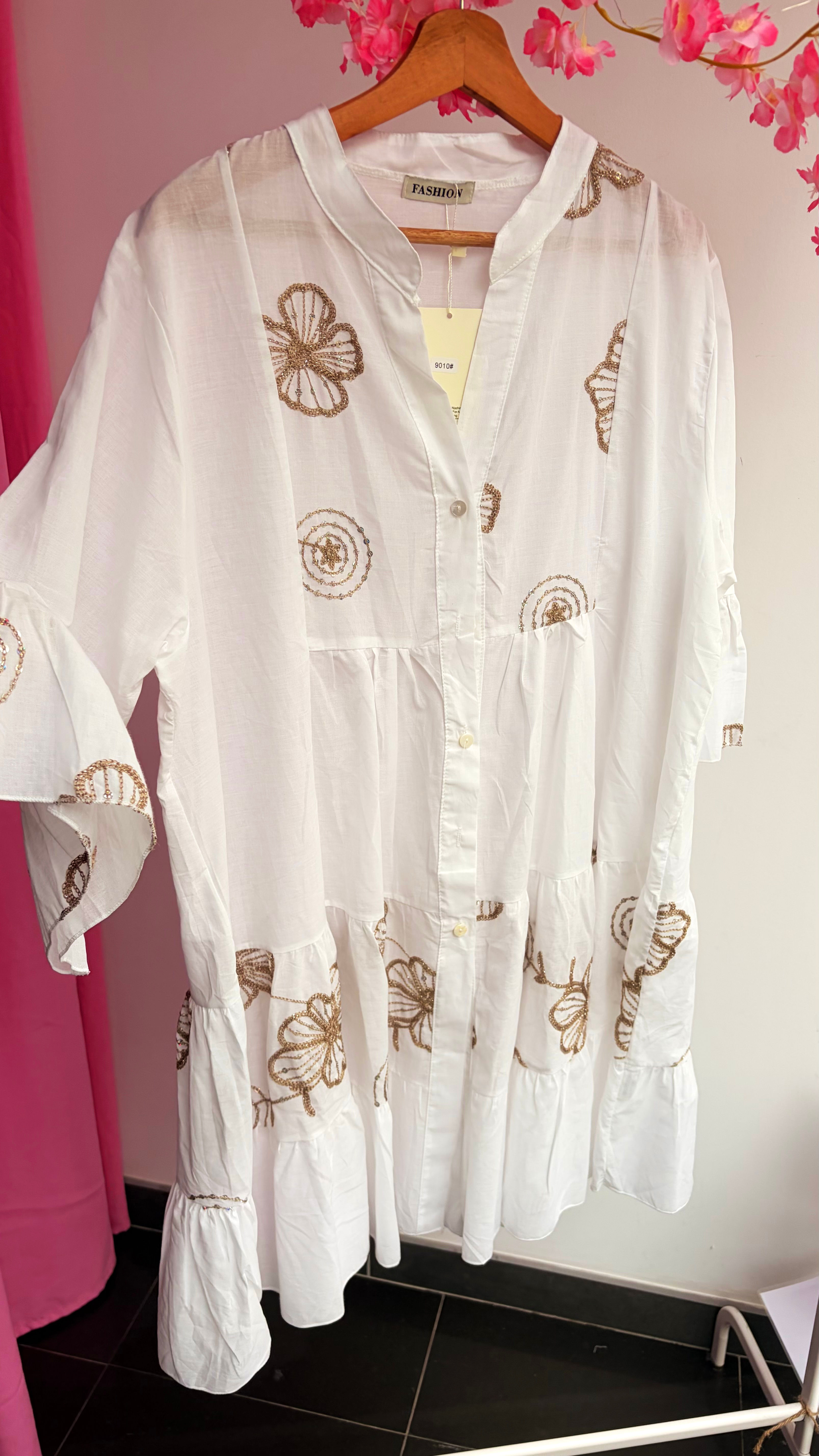 ✨ Robe blanche grande taille brodée dorée ✨