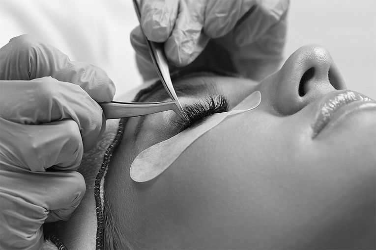 Natural-Eyelash-Extensions-Services-Course-in-Bengaluru.jpg