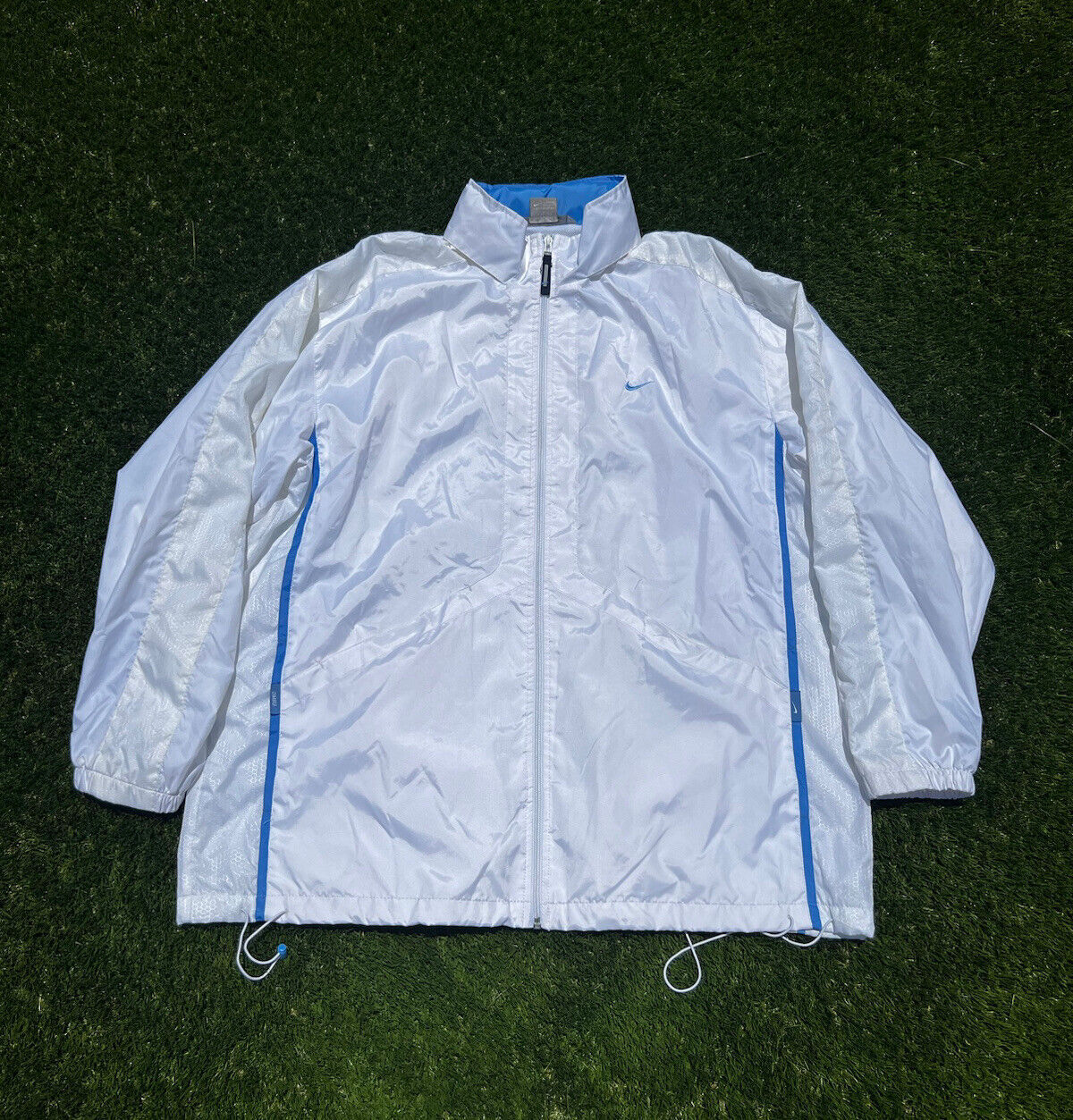 White Nike Windbreaker