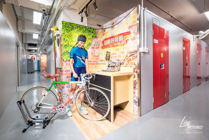 LUXE Corporate Image_041.jpg