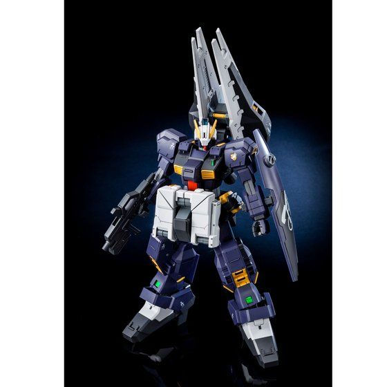 Miniature : MG 1/100 Gundam TR-1 [Advanced Hazel] Japan version