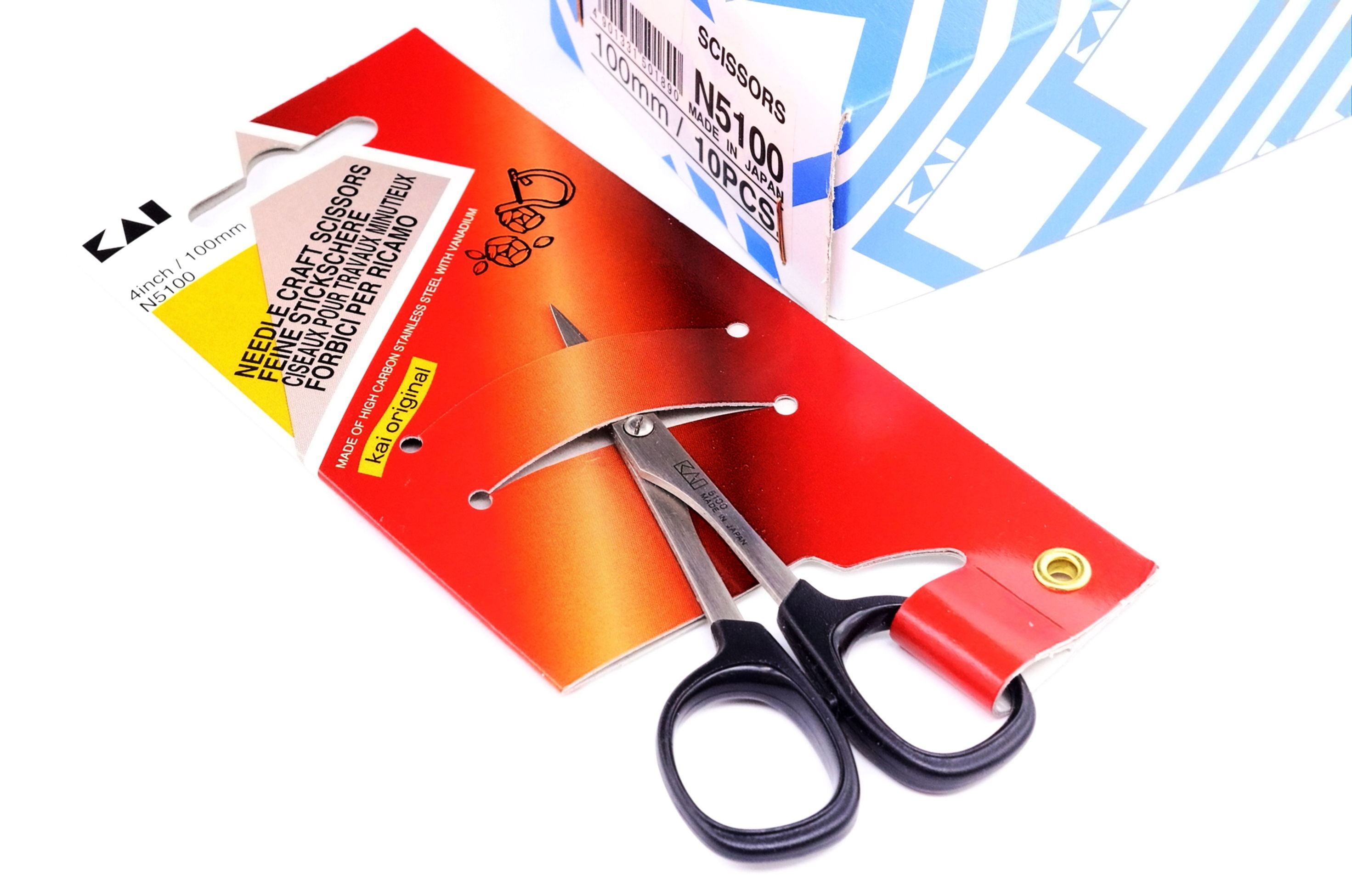 日本 KAI 貝印 繡花 (尖直頭) 小剪刀 精密不鏽鋼 ABS膠手柄 (4寸/100mm) (N5100)